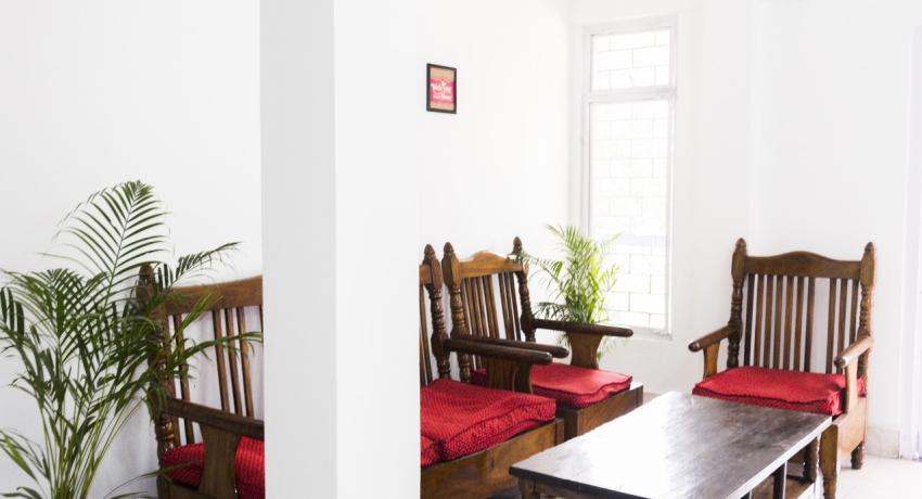 Room 3 - First Floor- King Size bedroom